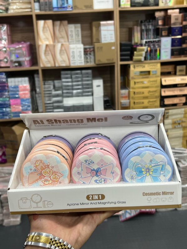 42b49486-01b3-4113-9593-633ad0d40628-scaled Classic Round Compact Mirror (Assorted Colors)