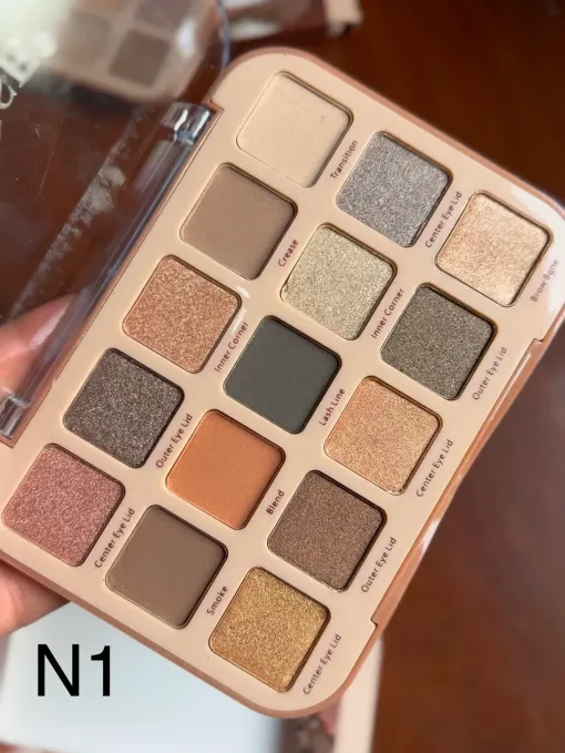 img_1862 Miss Rose 15 colors Dream Eyeshadow palette