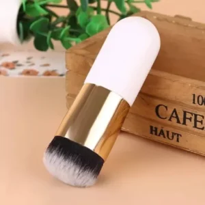 img_2667 Foundation & Powder Brush